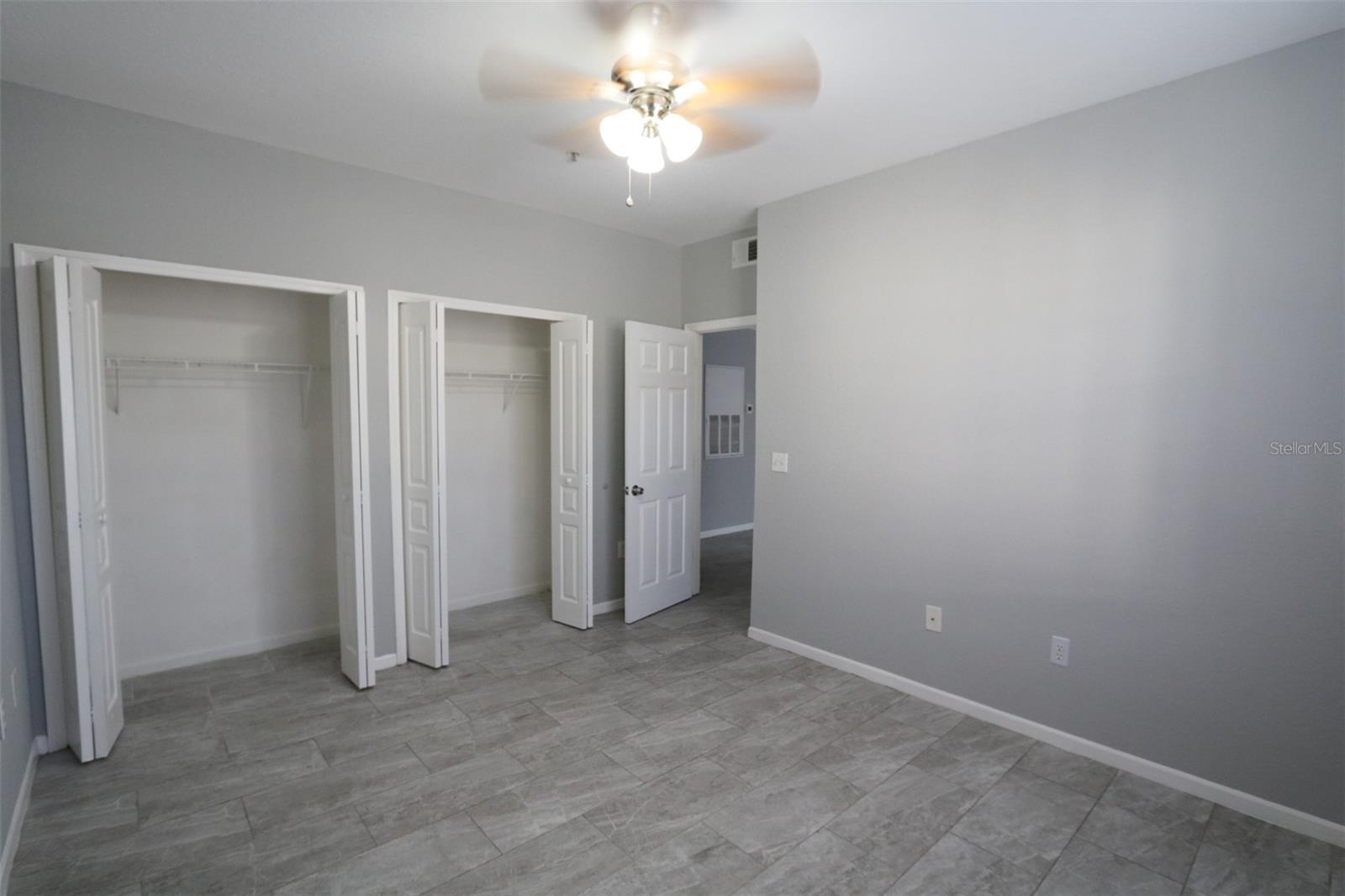 Image 21 of 35 For 17101 Carrington Park Drive 405