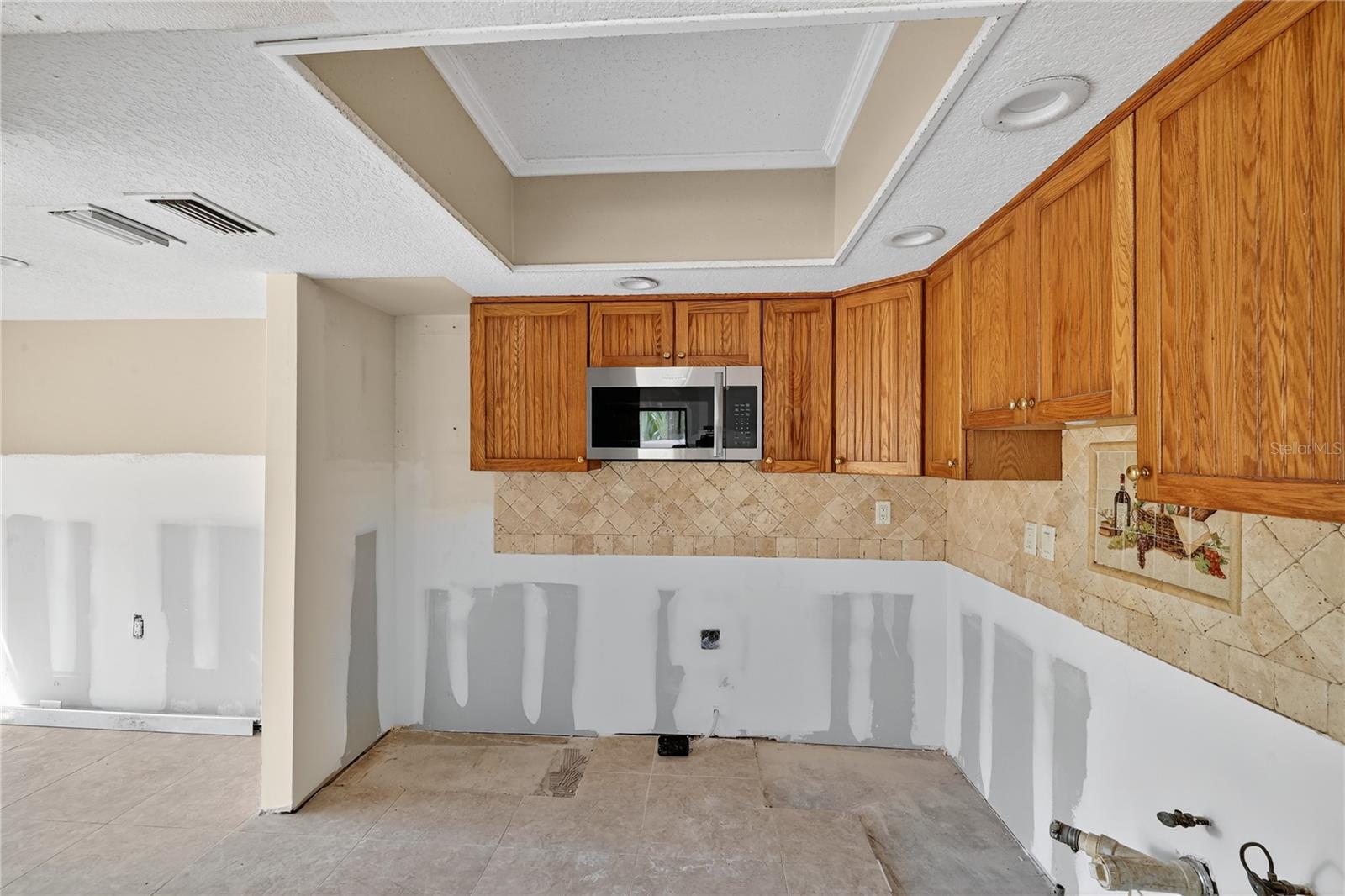 Image 16 of 51 For 7550 Sunshine Skyway Lane S P12