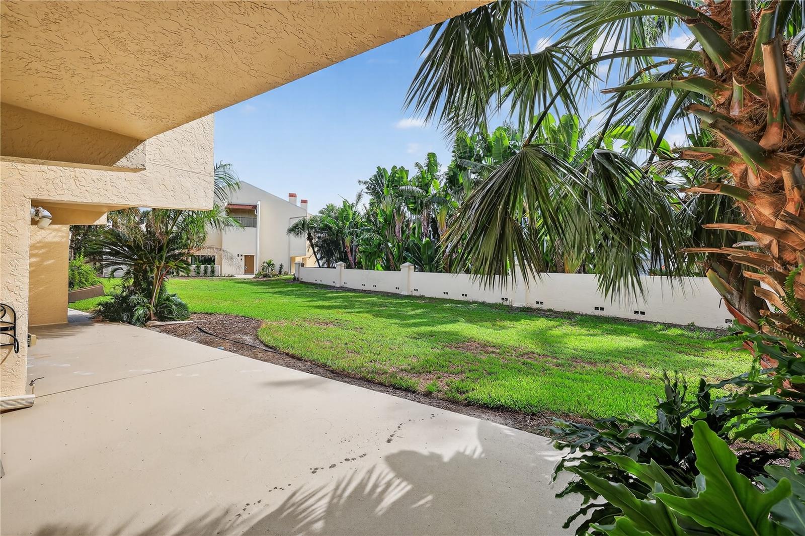 Image 21 of 51 For 7550 Sunshine Skyway Lane S P12