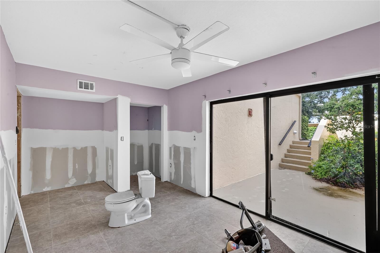 Image 28 of 51 For 7550 Sunshine Skyway Lane S P12