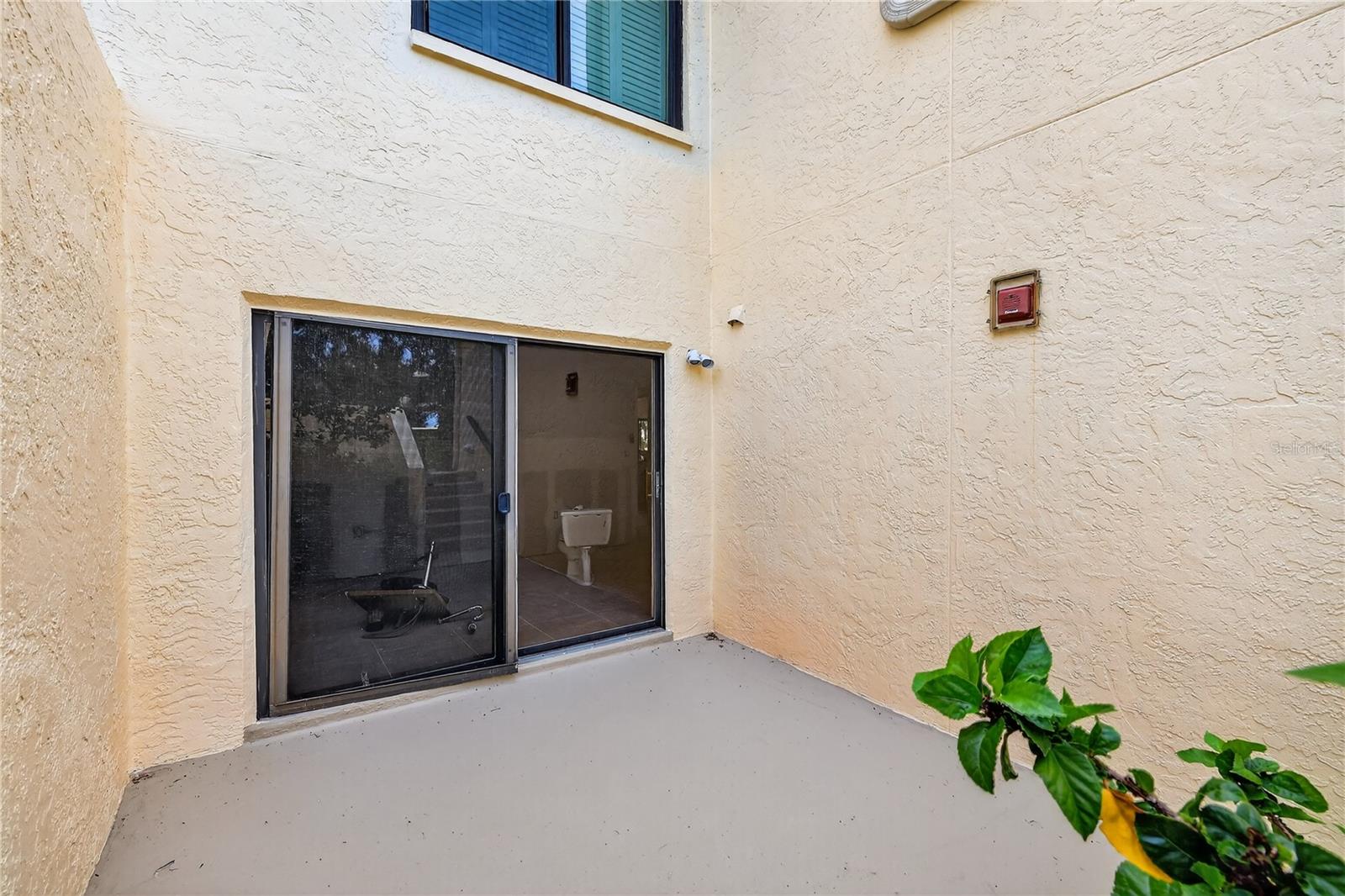Image 31 of 51 For 7550 Sunshine Skyway Lane S P12