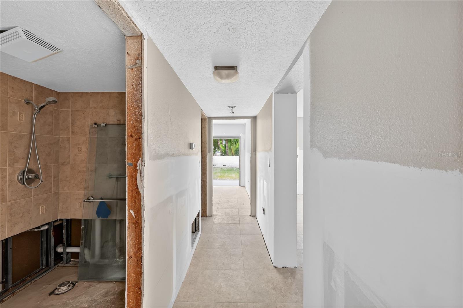 Image 35 of 51 For 7550 Sunshine Skyway Lane S P12