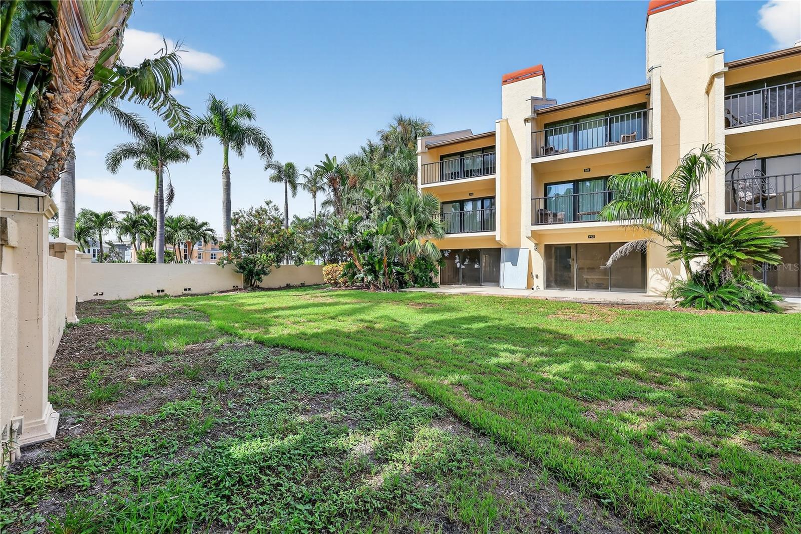 Image 39 of 51 For 7550 Sunshine Skyway Lane S P12