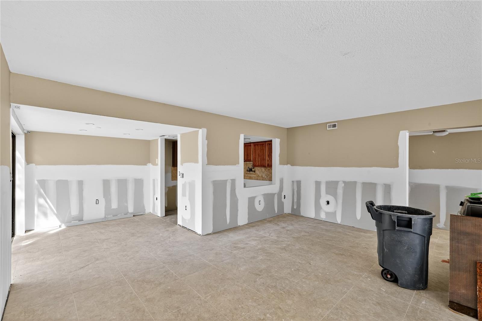 Image 9 of 51 For 7550 Sunshine Skyway Lane S P12