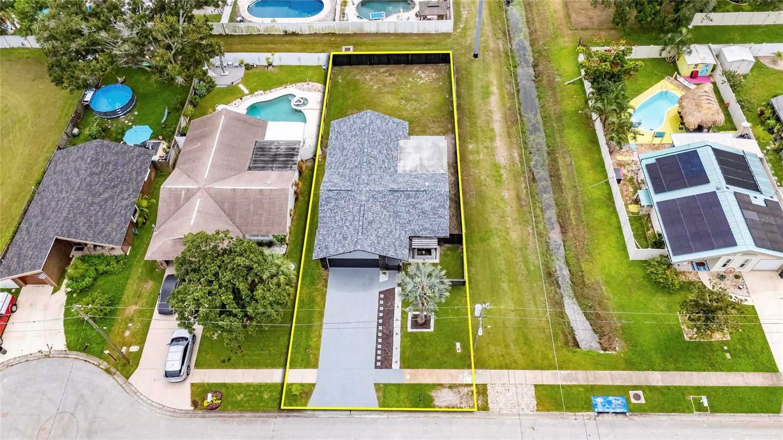 Image 32 of 34 For 6420 69th Avenue N