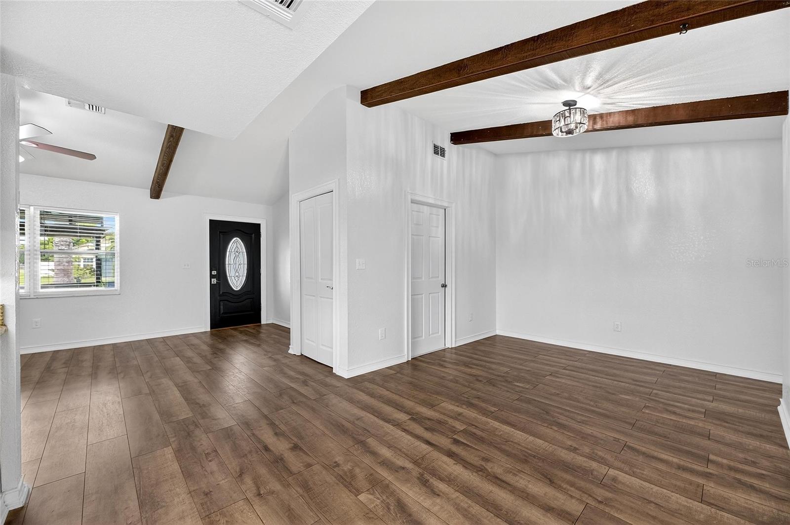 Image 9 of 34 For 6420 69th Avenue N
