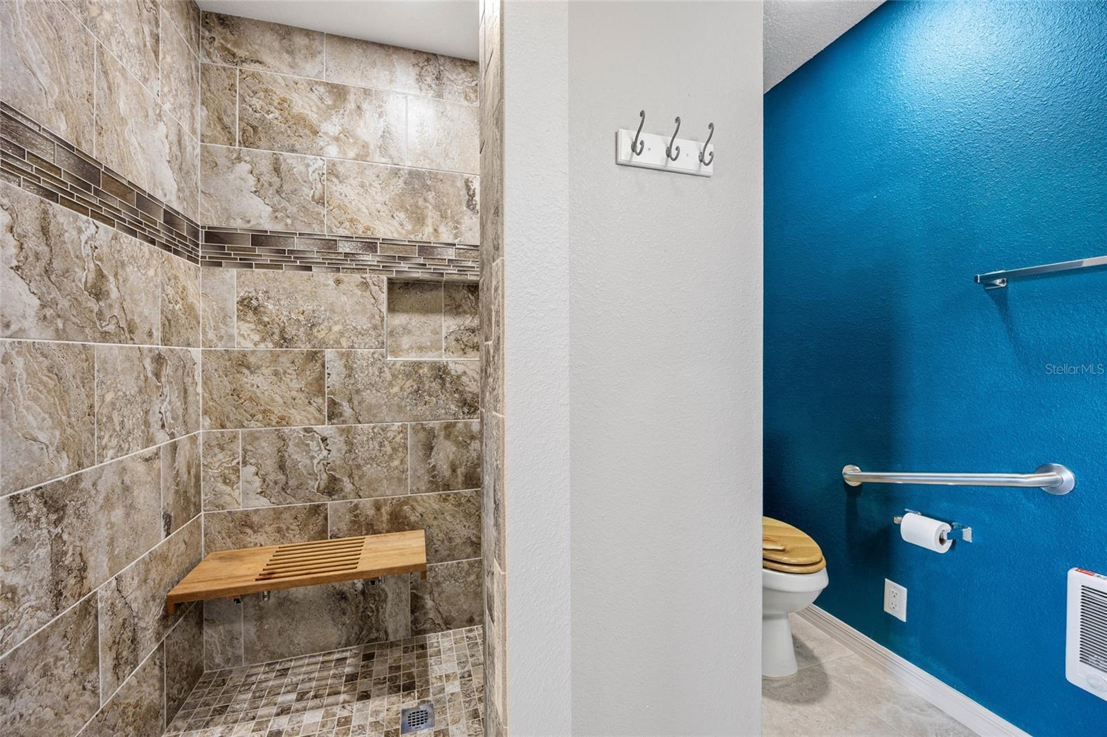 Image 16 of 46 For 1244 Carvello Drive