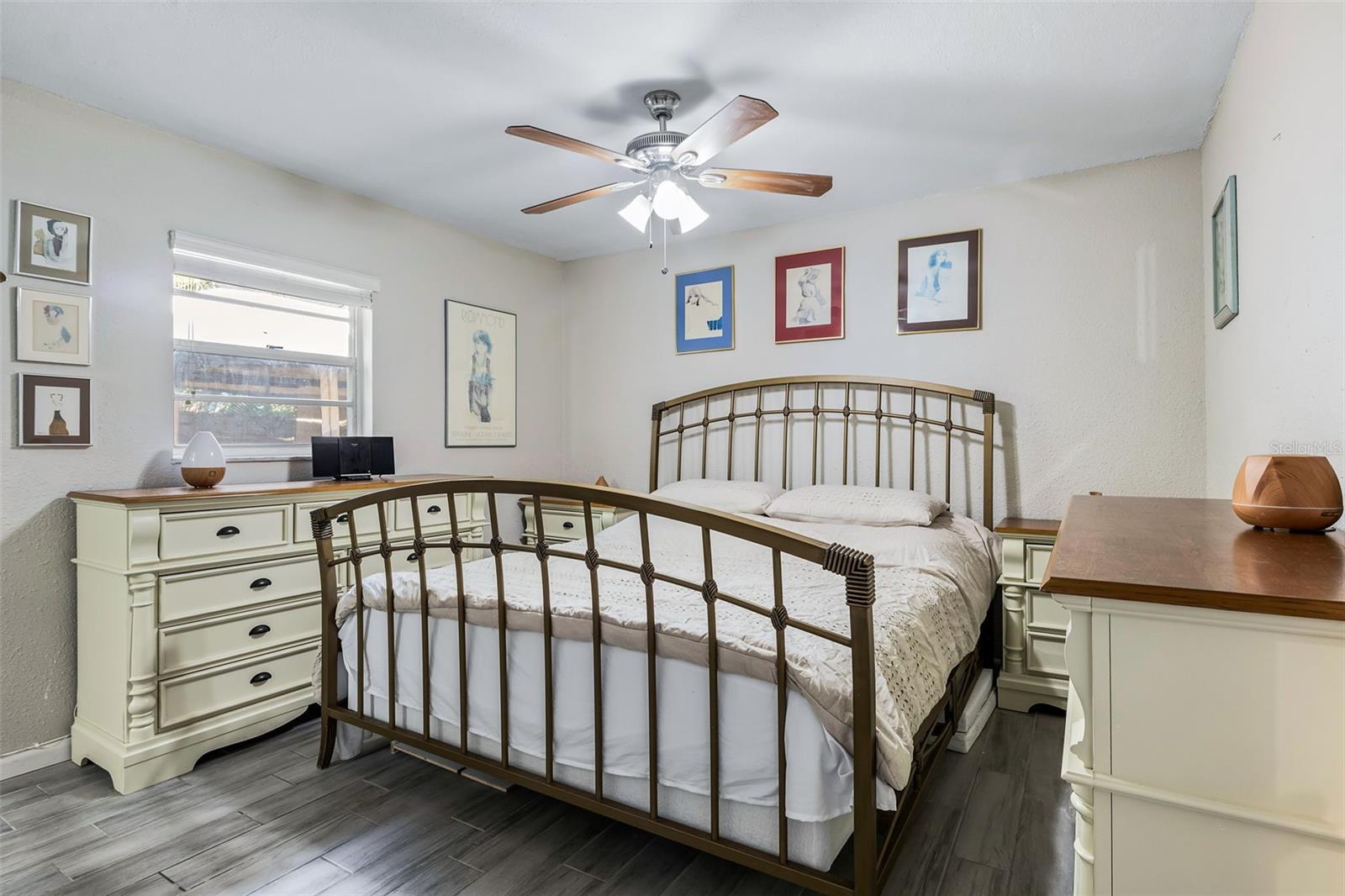 Image 6 of 8 For 1810 New Hampshire Avenue Ne