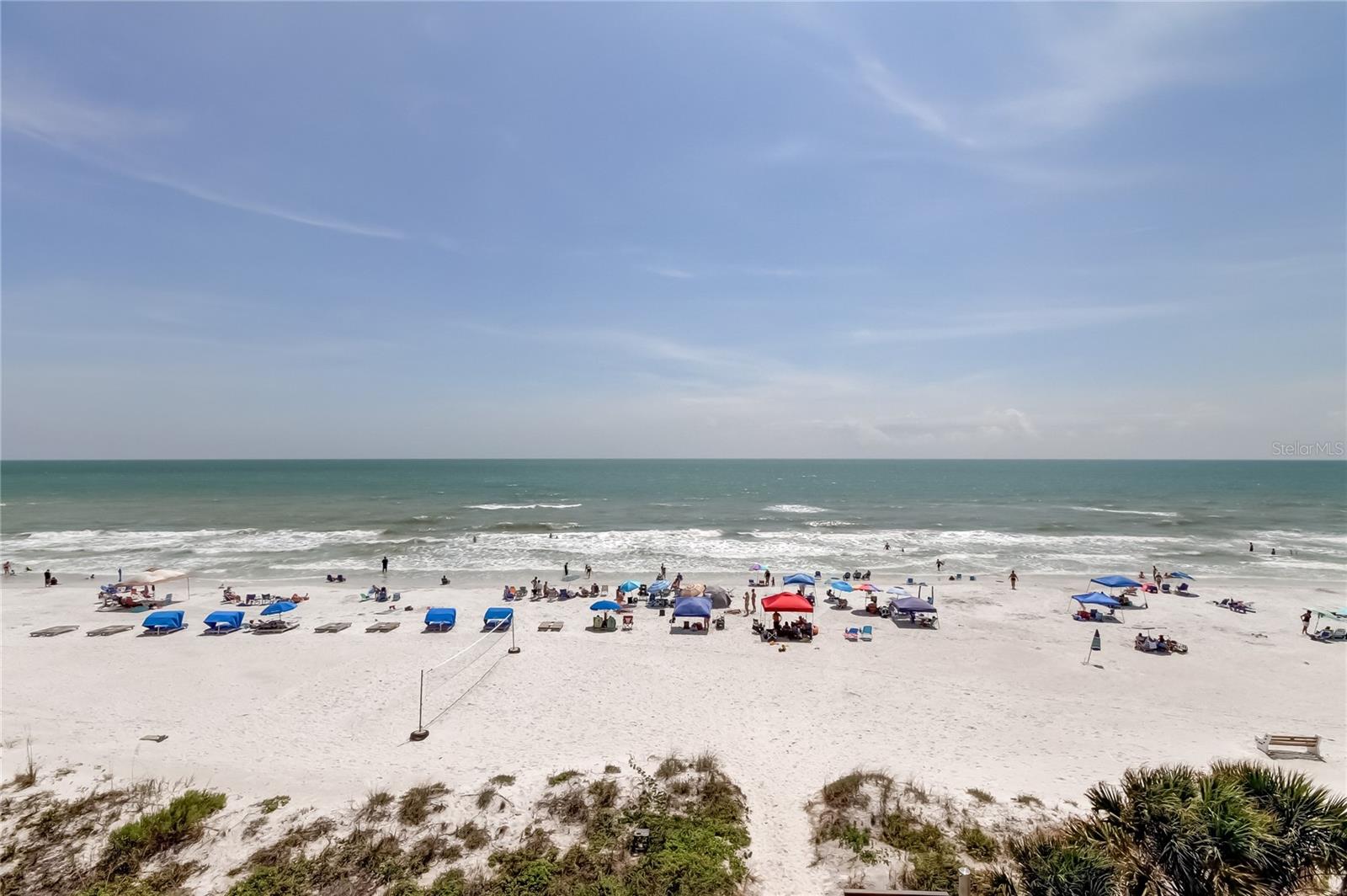 Image 5 of 43 For 19418 Gulf Boulevard 407