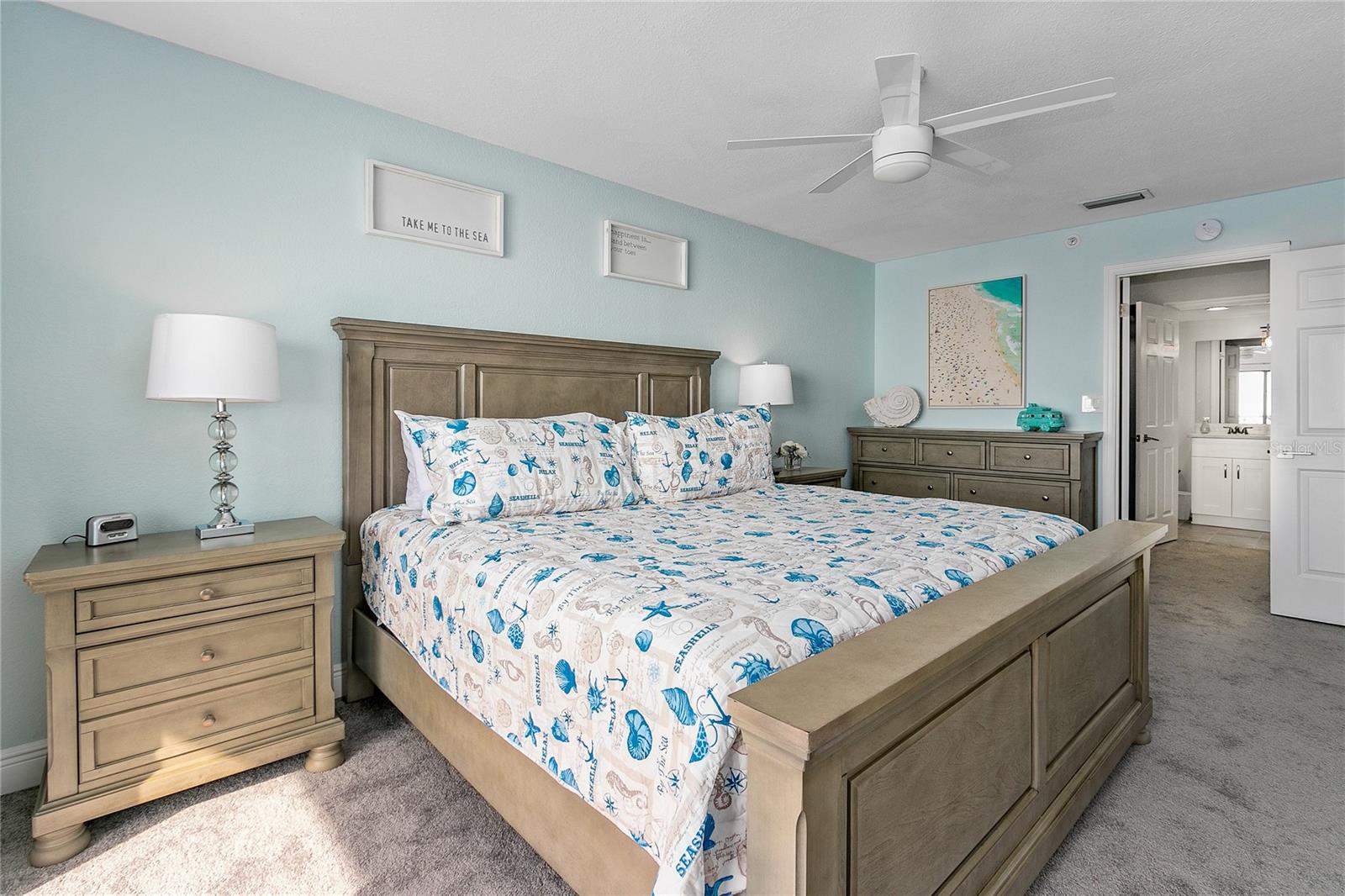 Image 9 of 43 For 19418 Gulf Boulevard 407
