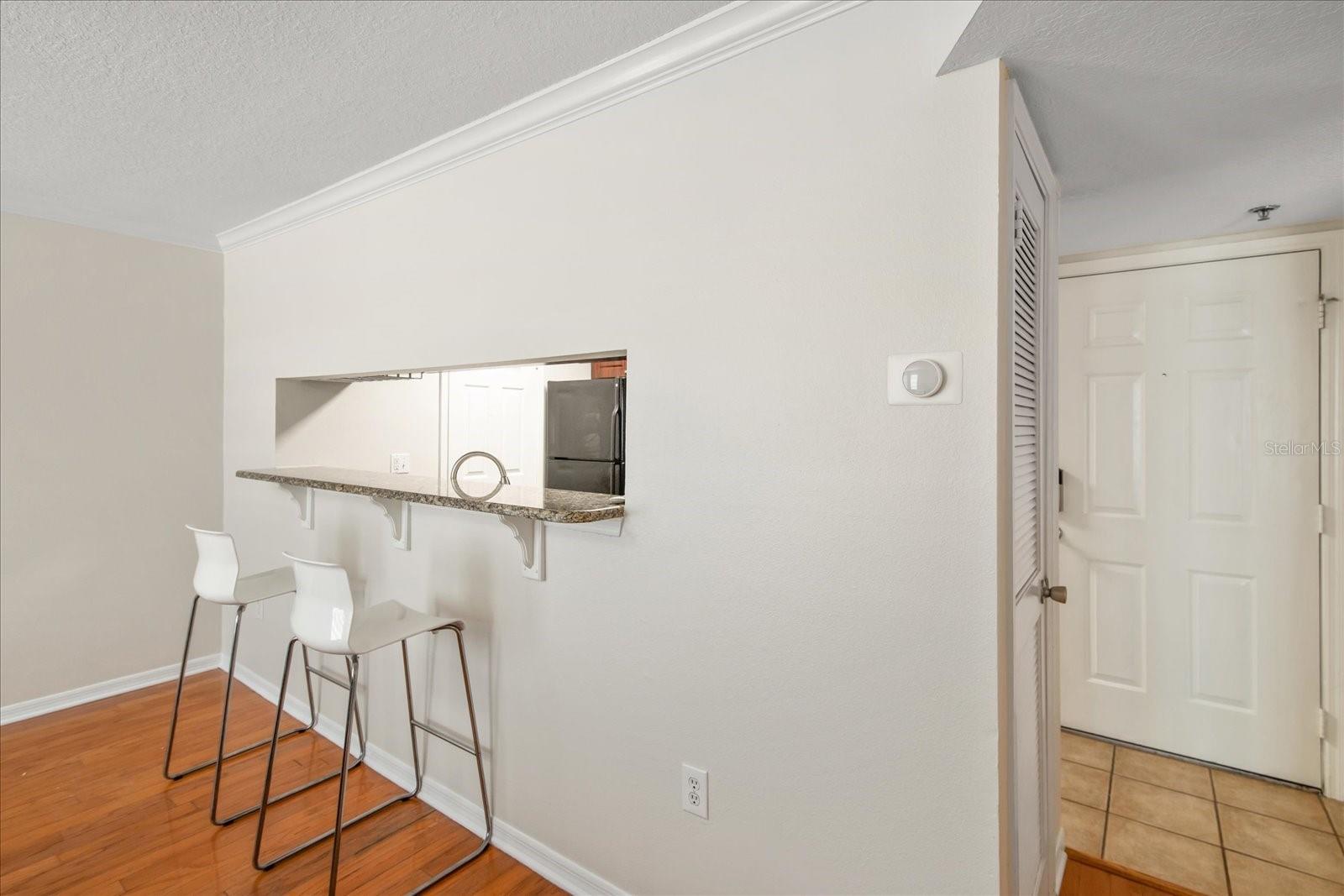 Image 11 of 26 For 1000 Horatio Street 215