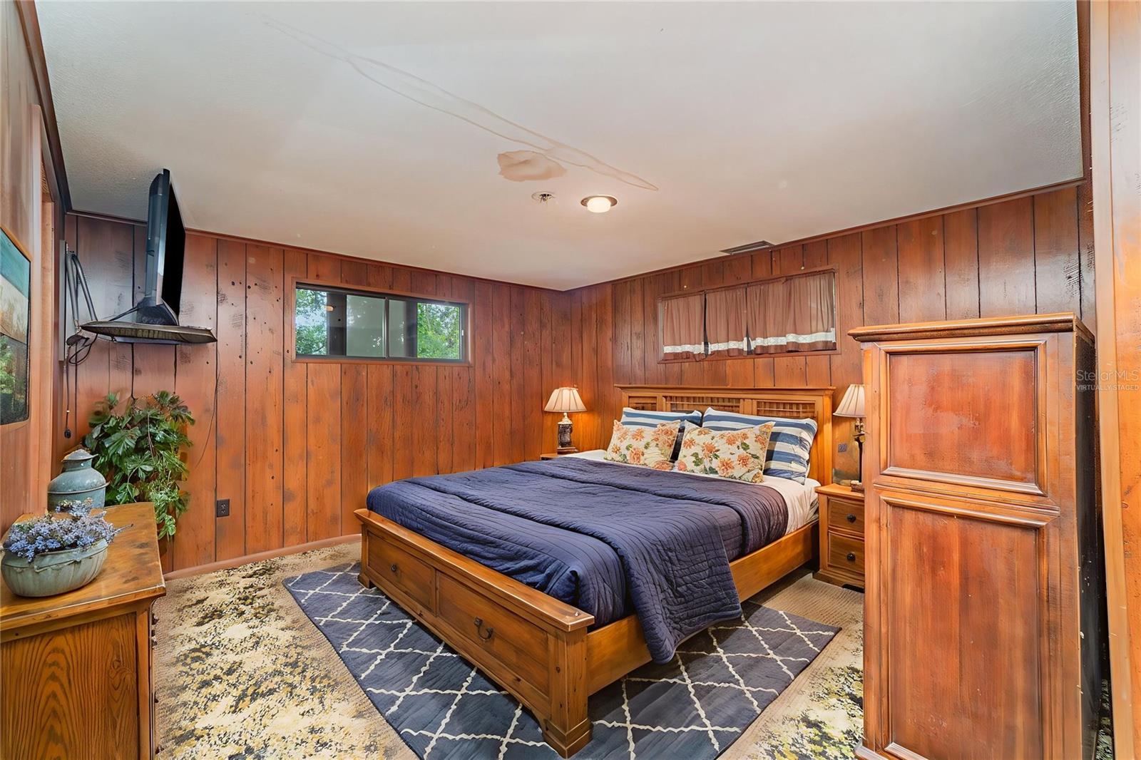 Image 14 of 29 For 6836 Pinetree Lane E