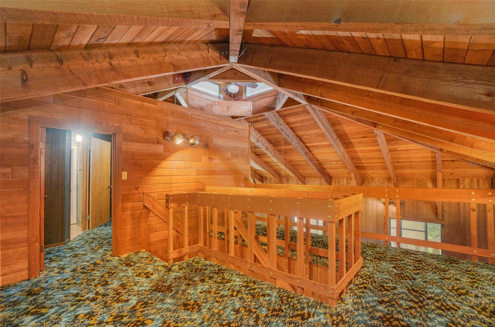 Image 20 of 29 For 6836 Pinetree Lane E