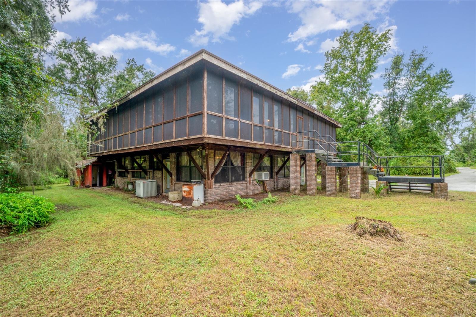 Image 28 of 29 For 6836 Pinetree Lane E