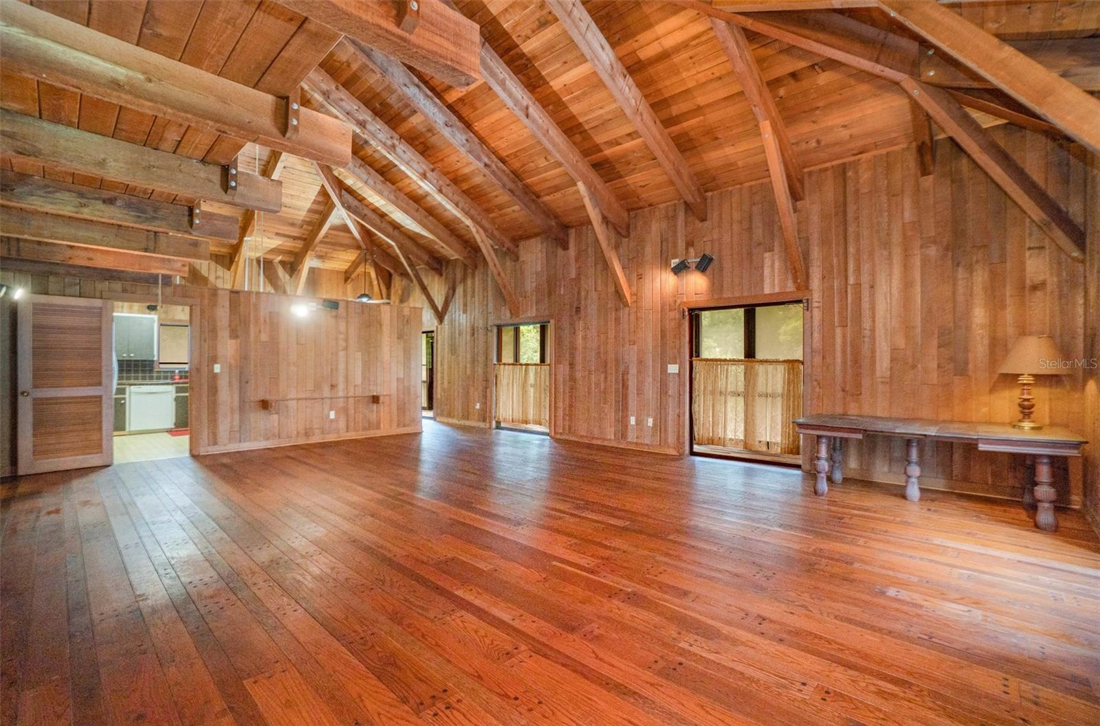 Image 6 of 29 For 6836 Pinetree Lane E