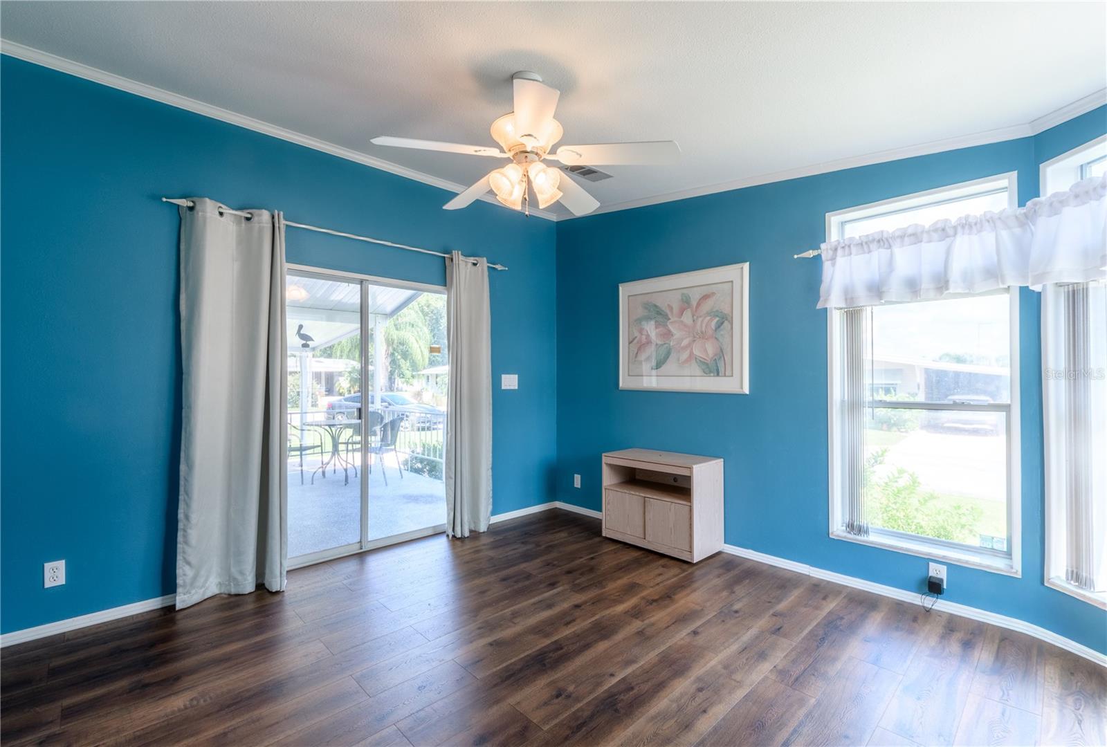 Image 11 of 52 For 5823 Navaho Court