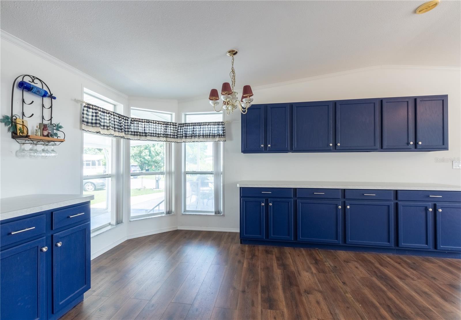 Image 16 of 52 For 5823 Navaho Court