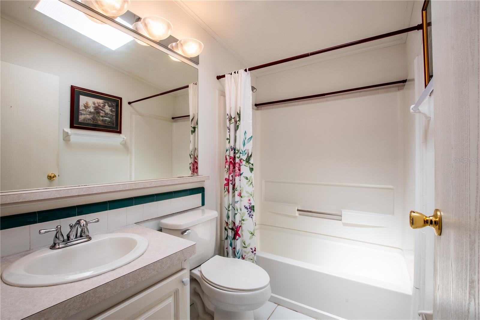 Image 24 of 52 For 5823 Navaho Court