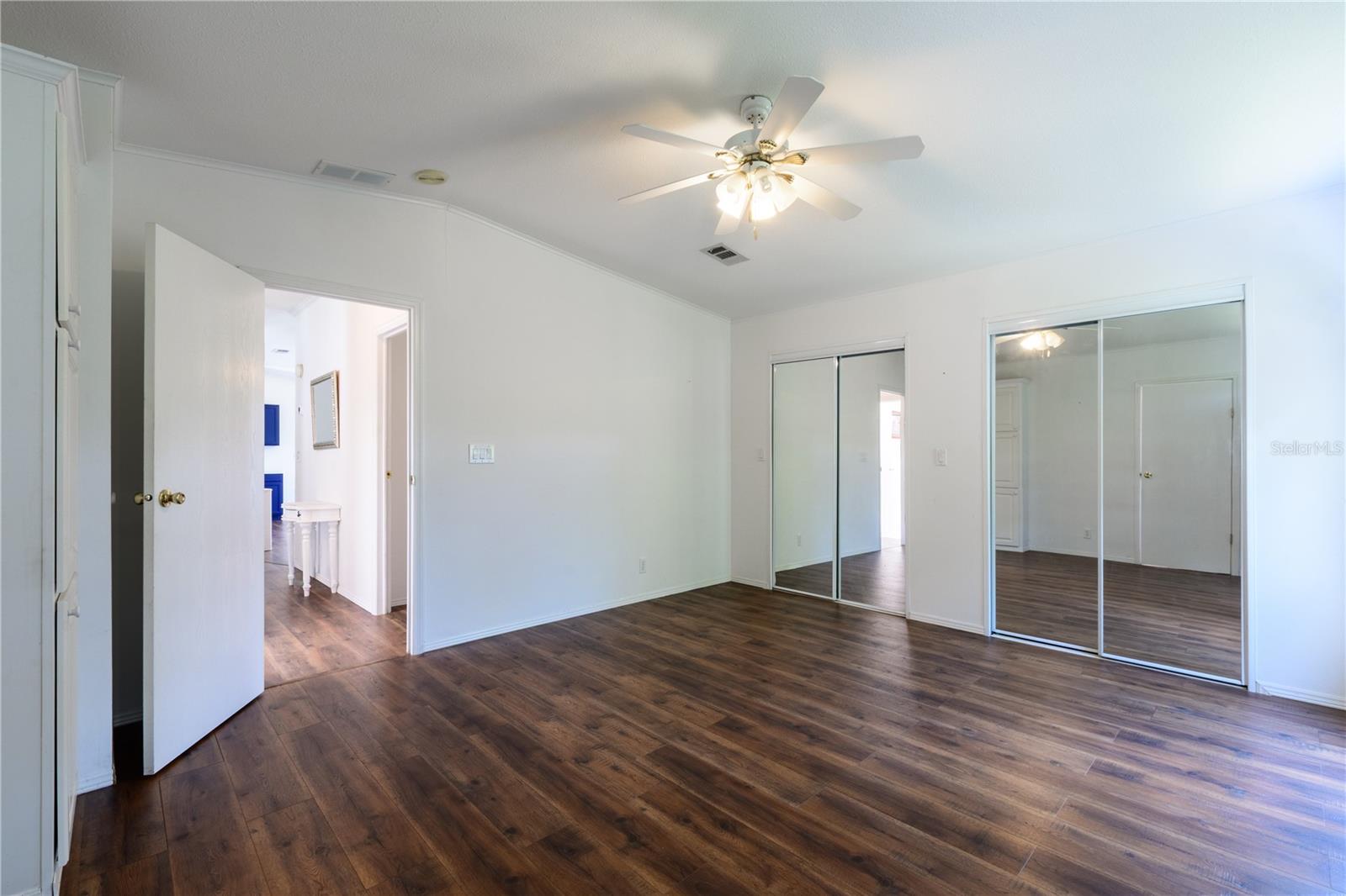 Image 26 of 52 For 5823 Navaho Court