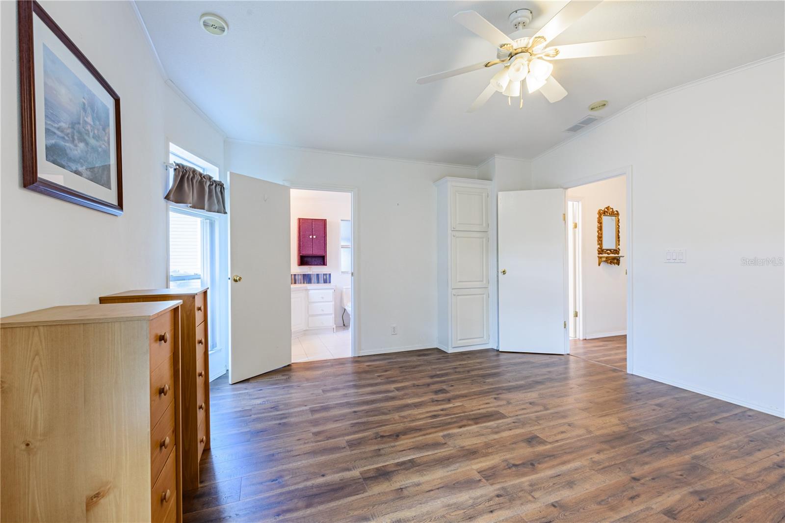 Image 27 of 52 For 5823 Navaho Court