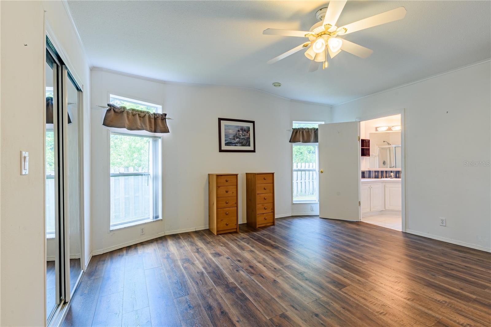 Image 28 of 52 For 5823 Navaho Court