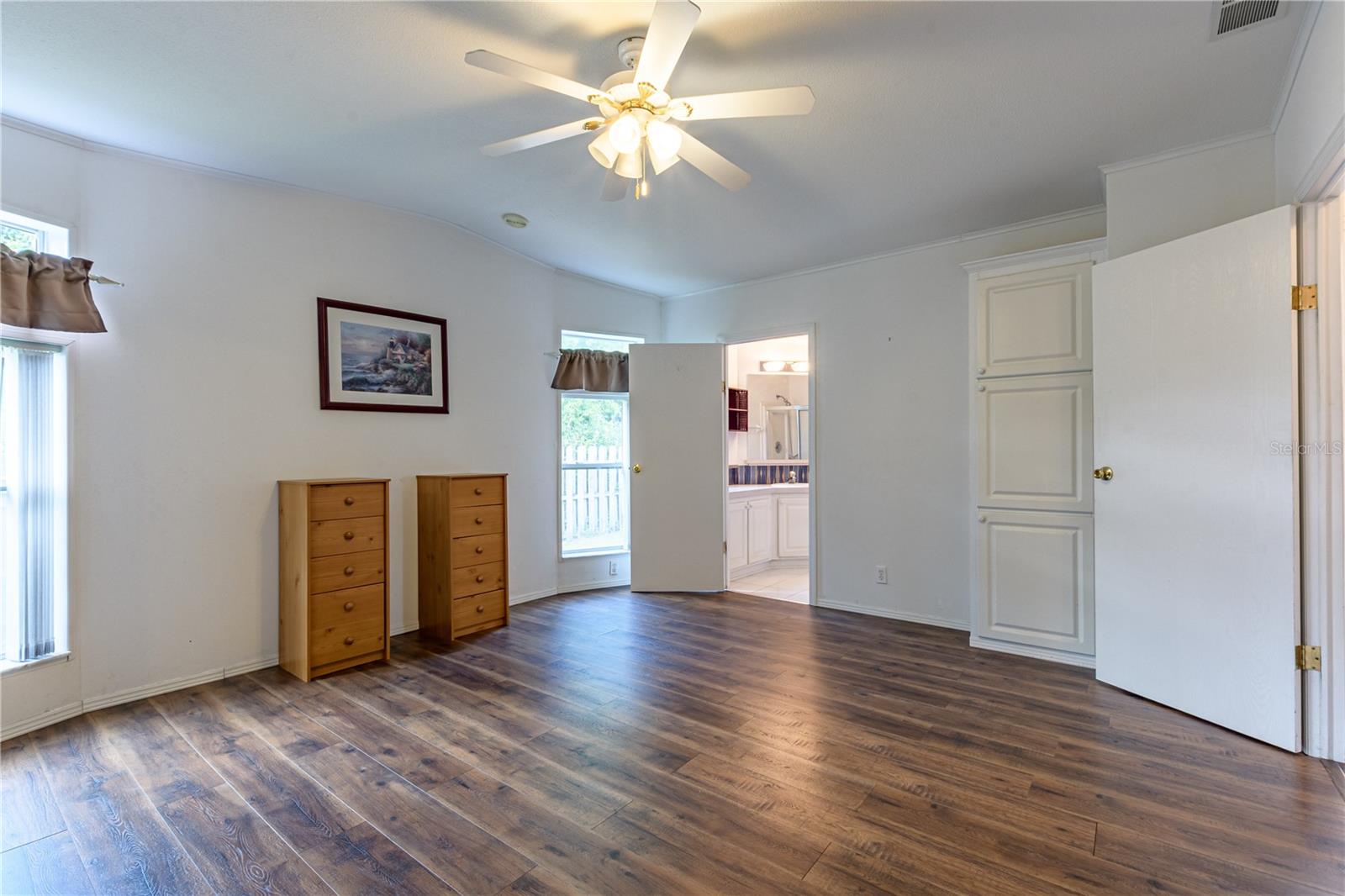 Image 29 of 52 For 5823 Navaho Court
