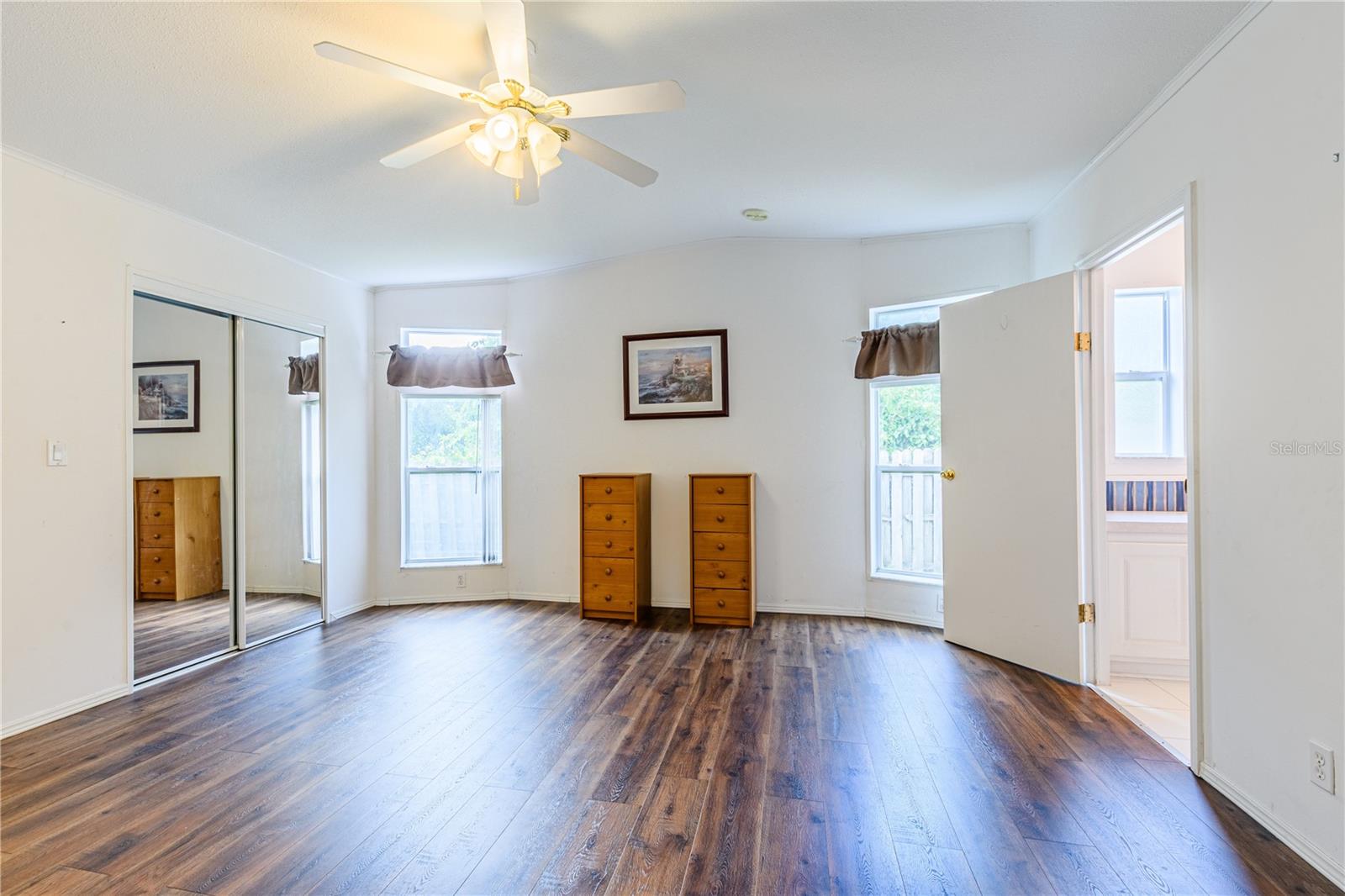 Image 30 of 52 For 5823 Navaho Court