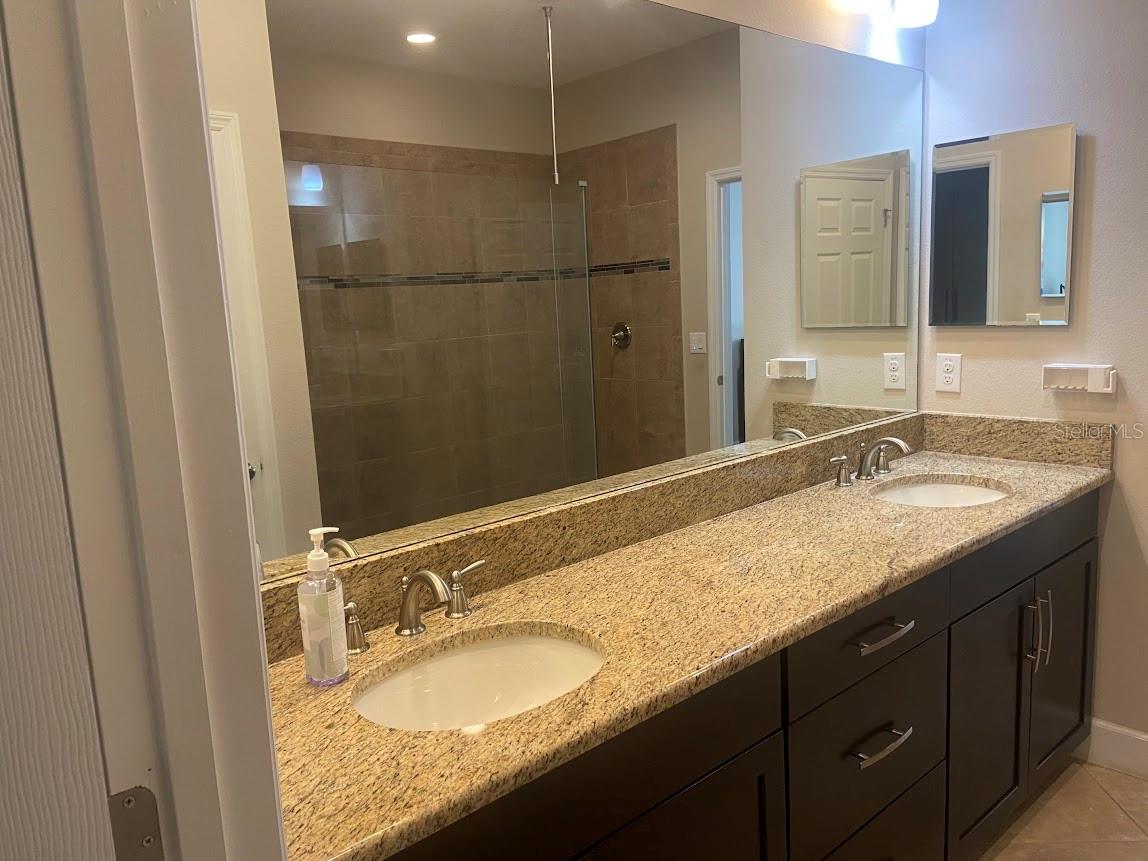 Image 7 of 10 For 12324 Terracina Chase Court
