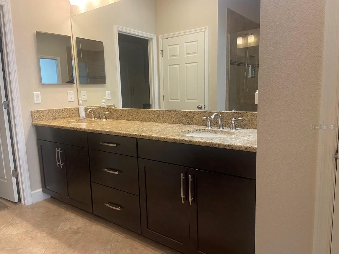 Image 8 of 10 For 12324 Terracina Chase Court