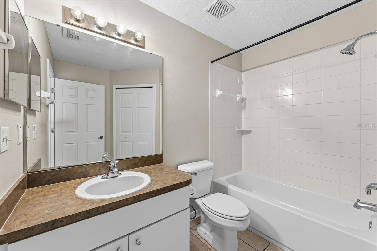 Image 31 of 41 For 16221 Bridgecrossing Drive