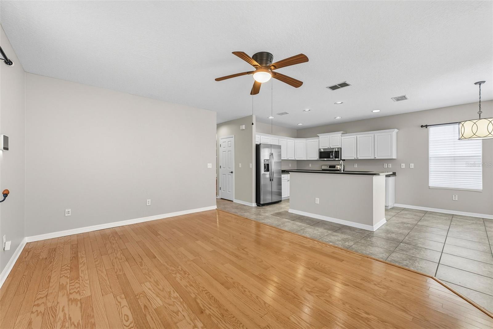 Image 8 of 41 For 16221 Bridgecrossing Drive