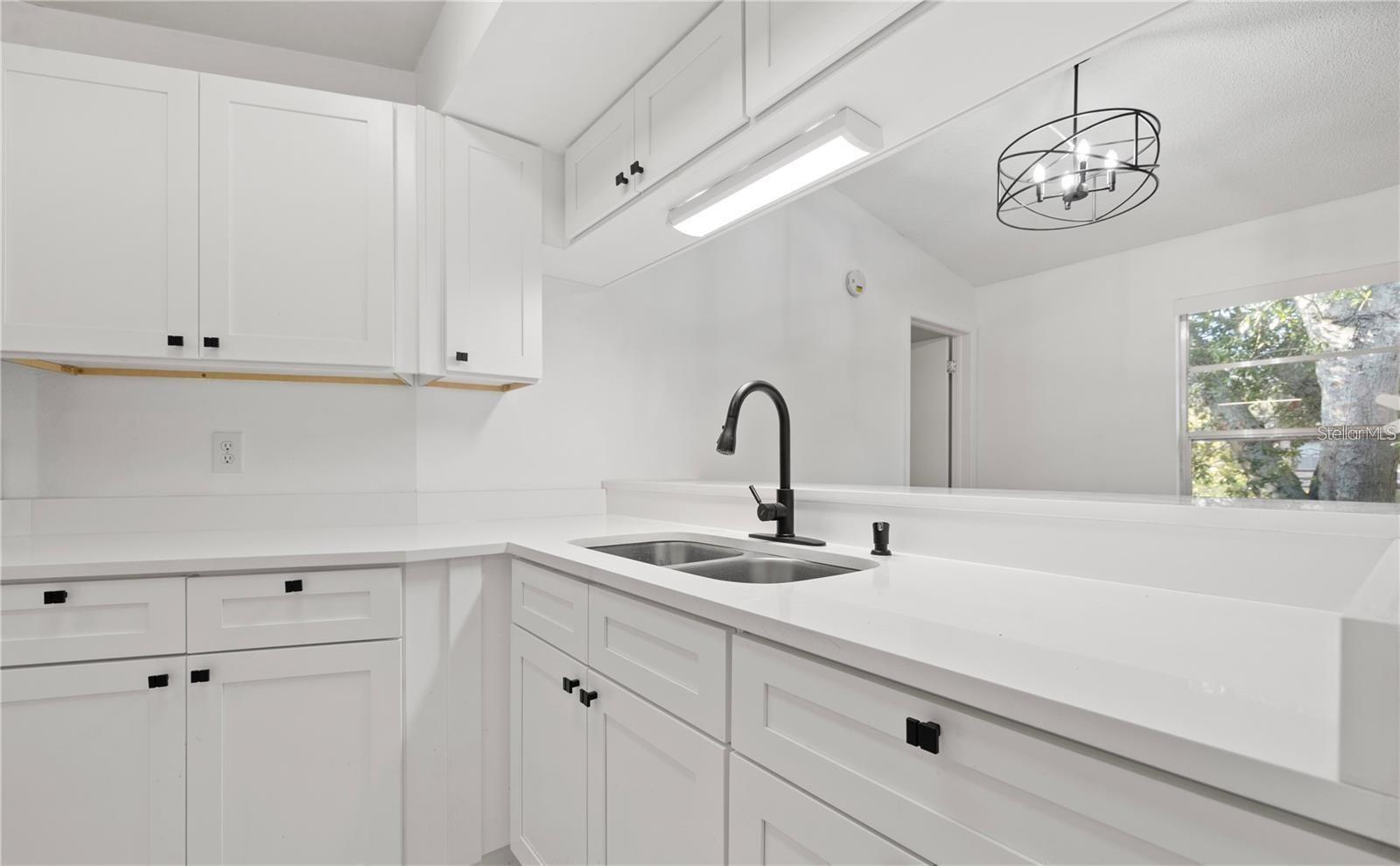 Image 7 of 19 For 4004 Dream Oak Place 203