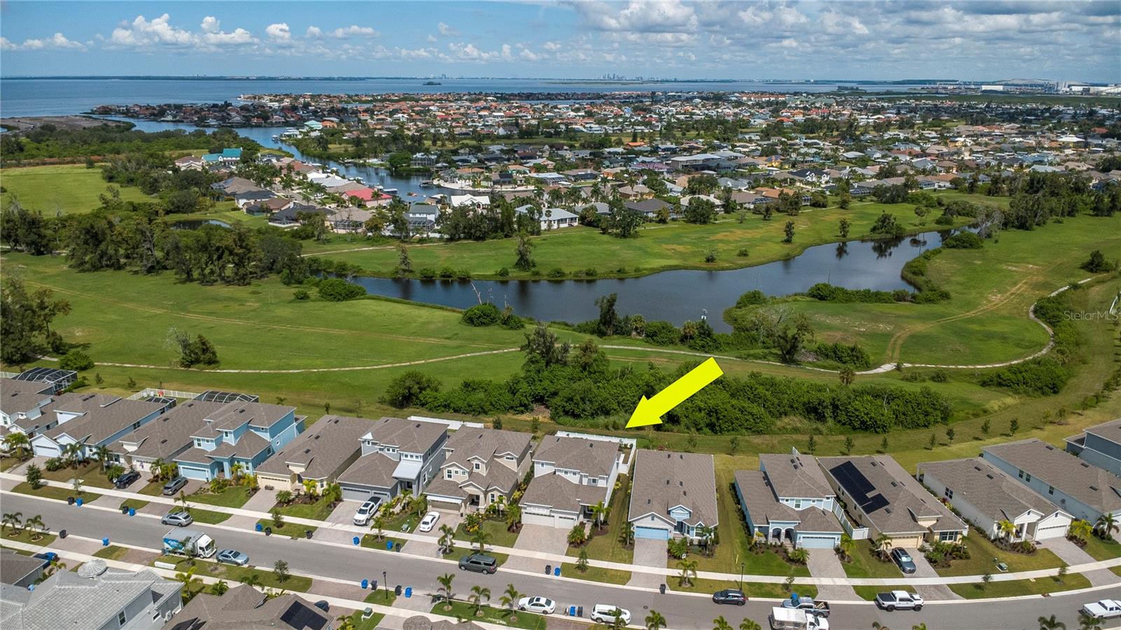 Image 3 of 73 For 979 Signet Drive