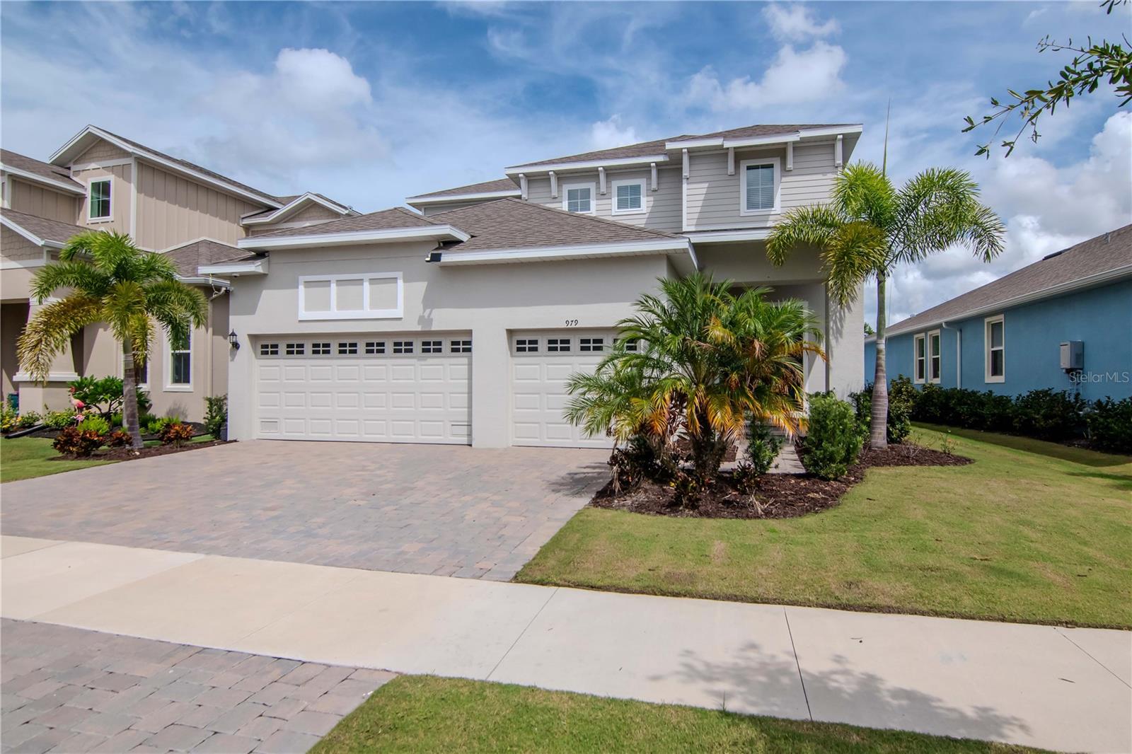 Image 43 of 73 For 979 Signet Drive