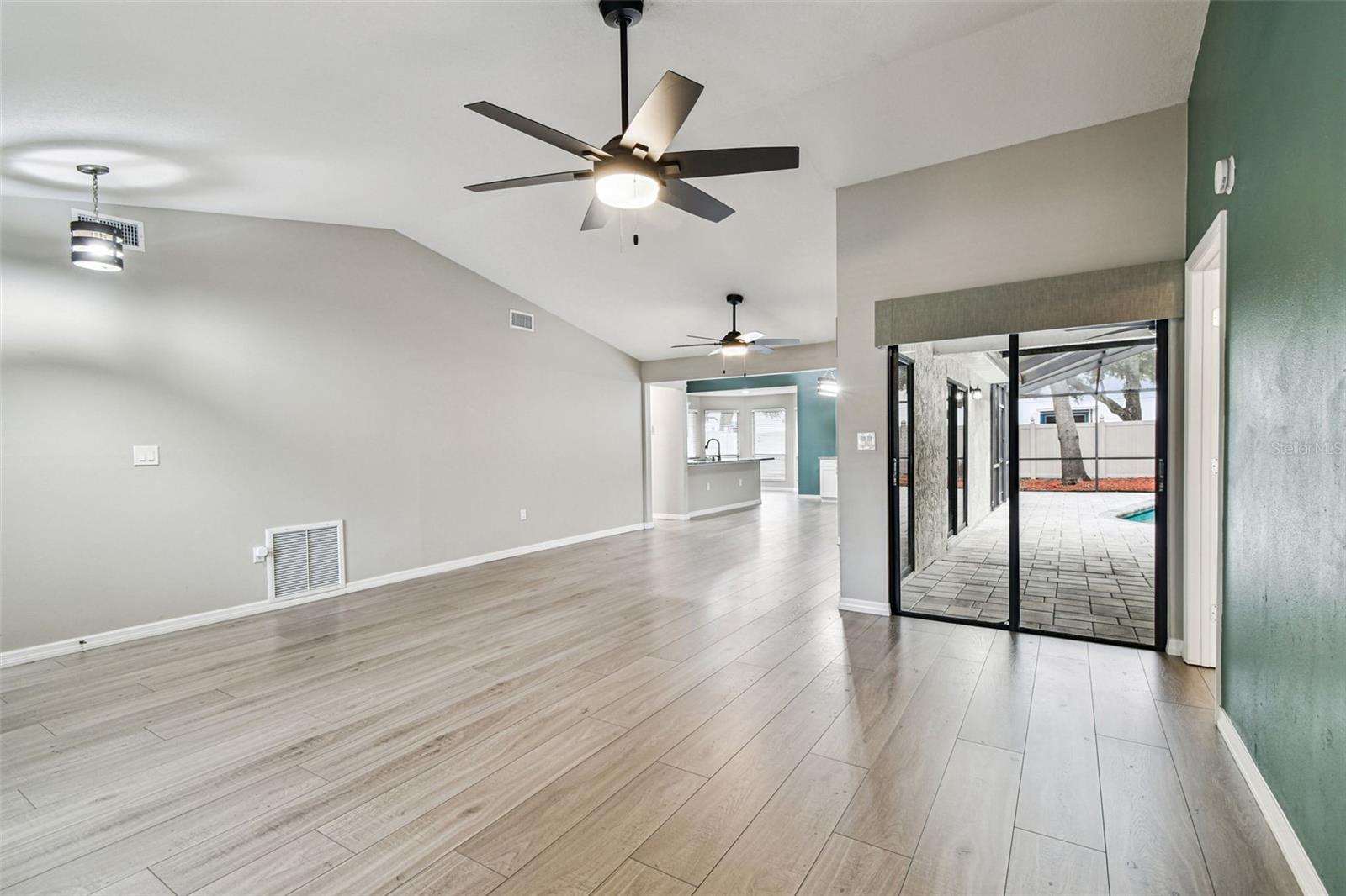 Image 14 of 71 For 2504 Gulfbreeze Circle