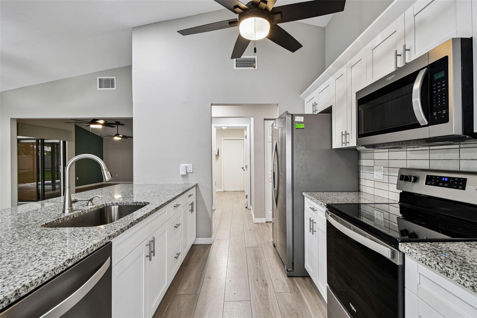 Image 27 of 71 For 2504 Gulfbreeze Circle