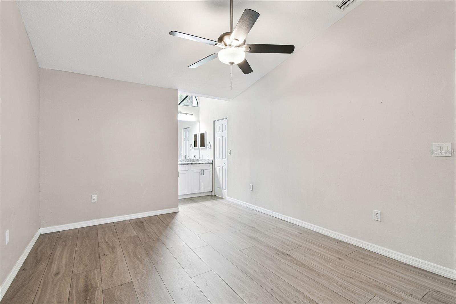 Image 35 of 71 For 2504 Gulfbreeze Circle
