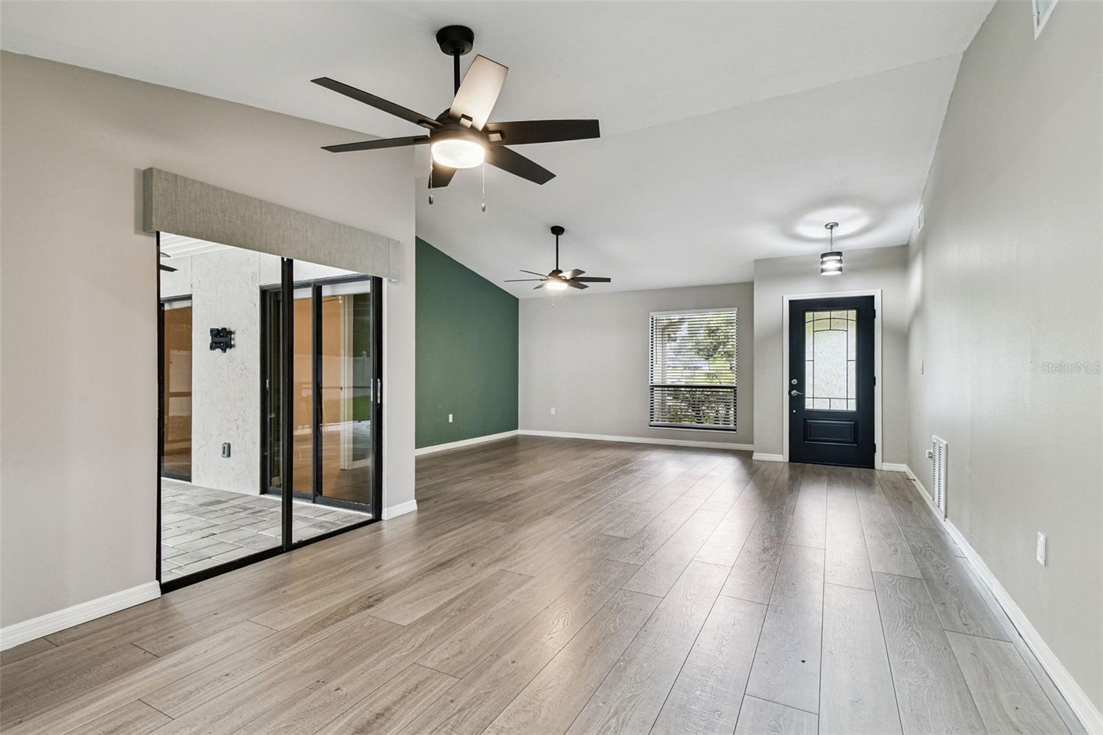 Image 9 of 71 For 2504 Gulfbreeze Circle