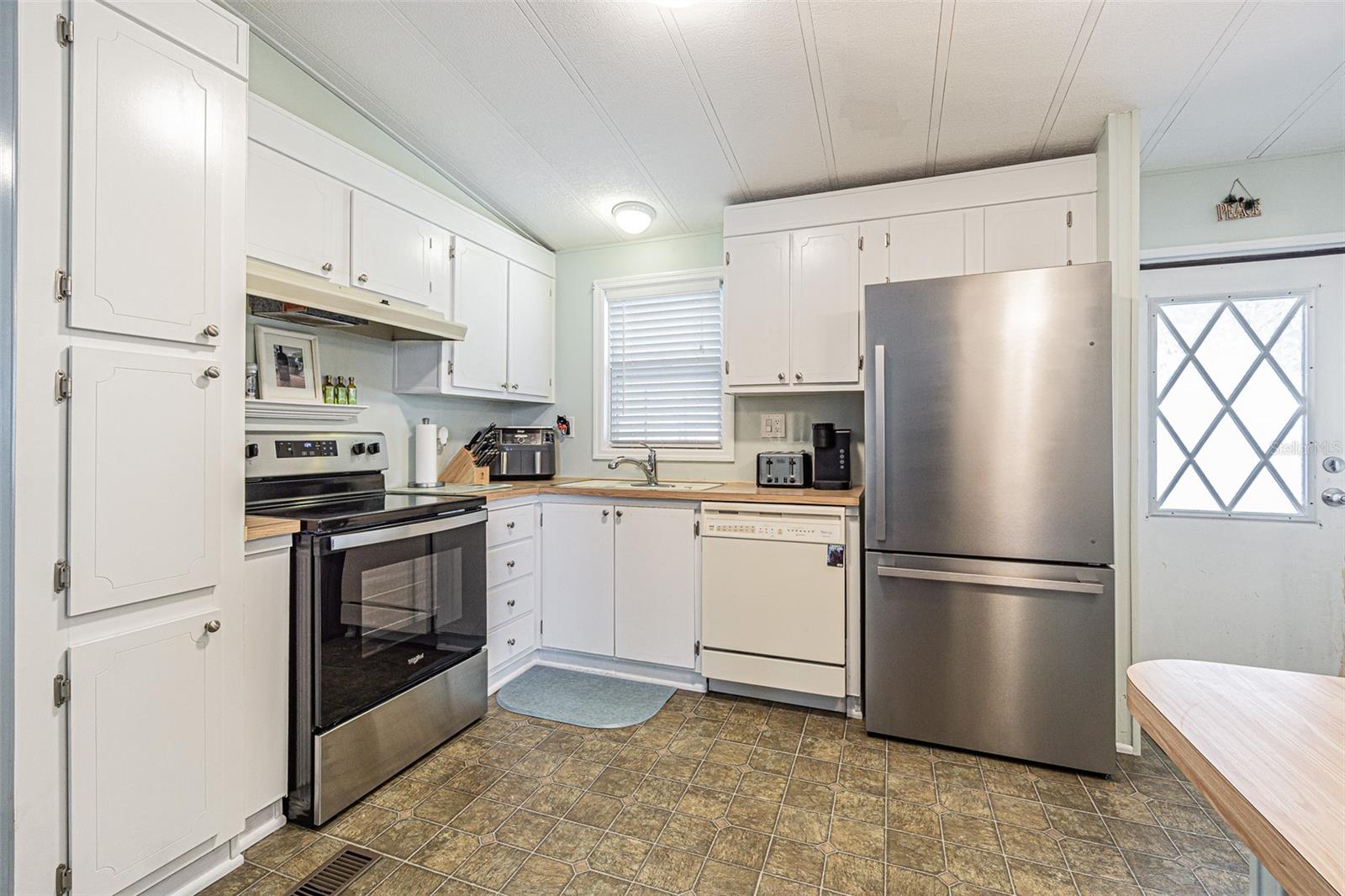 Image 9 of 38 For 3201 Great Oak Street