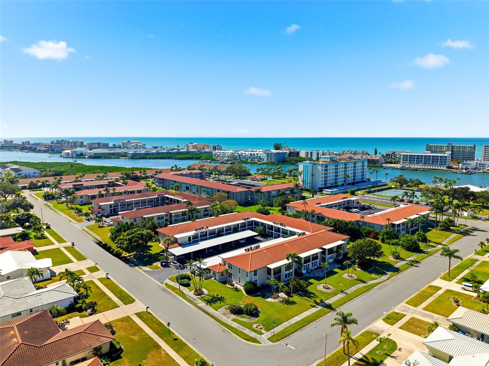 Image 47 of 68 For 10350 Imperial Point Drive W 4