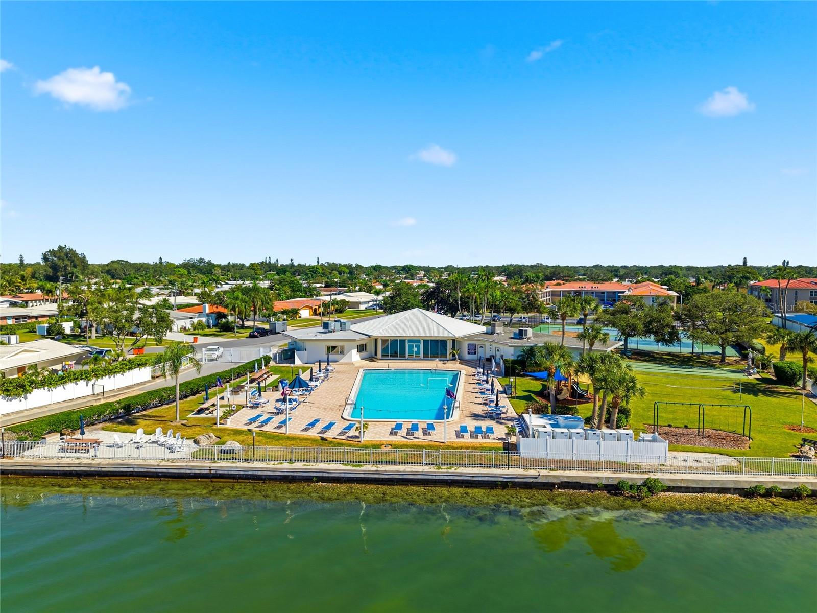 Image 60 of 68 For 10350 Imperial Point Drive W 4