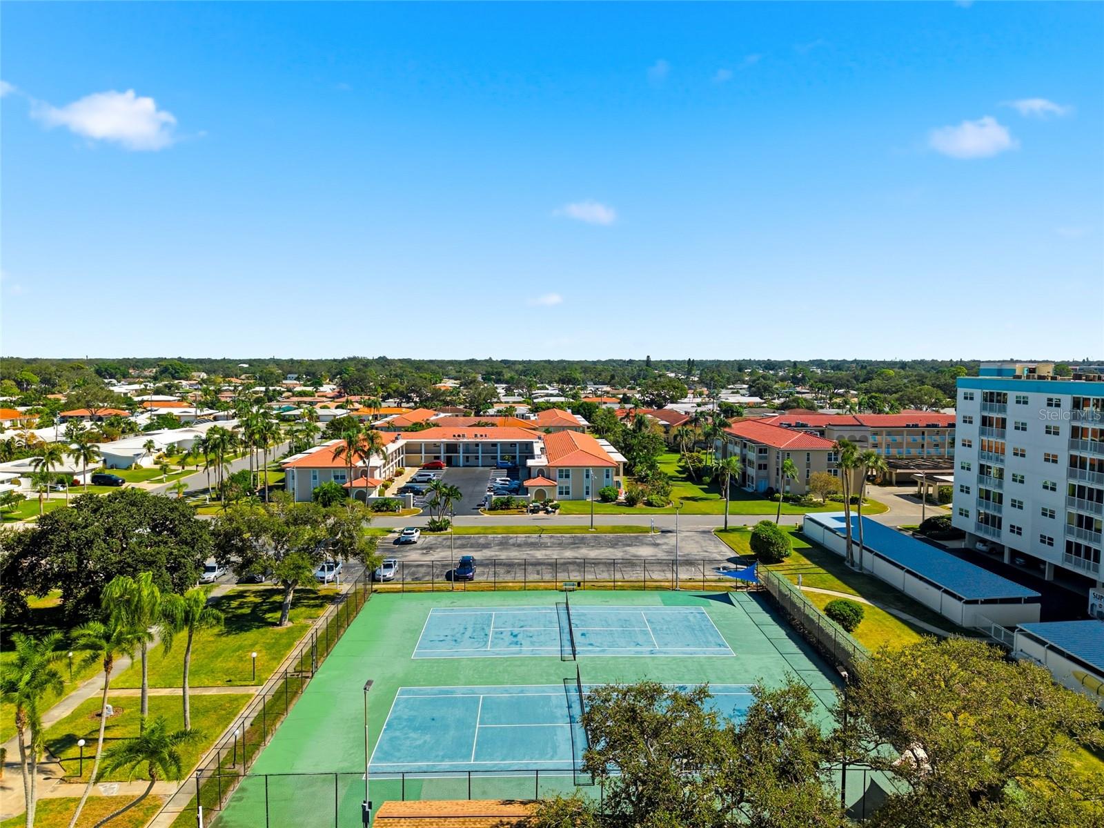 Image 61 of 68 For 10350 Imperial Point Drive W 4