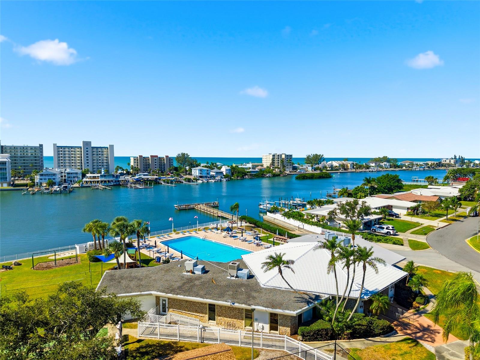 Image 63 of 68 For 10350 Imperial Point Drive W 4