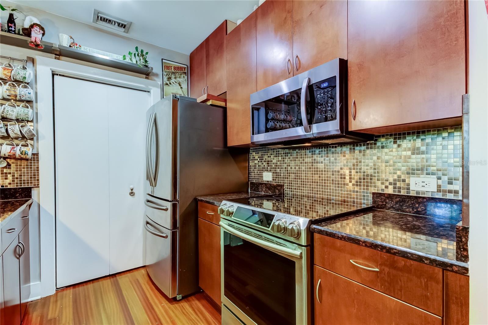 Image 17 of 31 For 1501 Doyle Carlton Drive 204