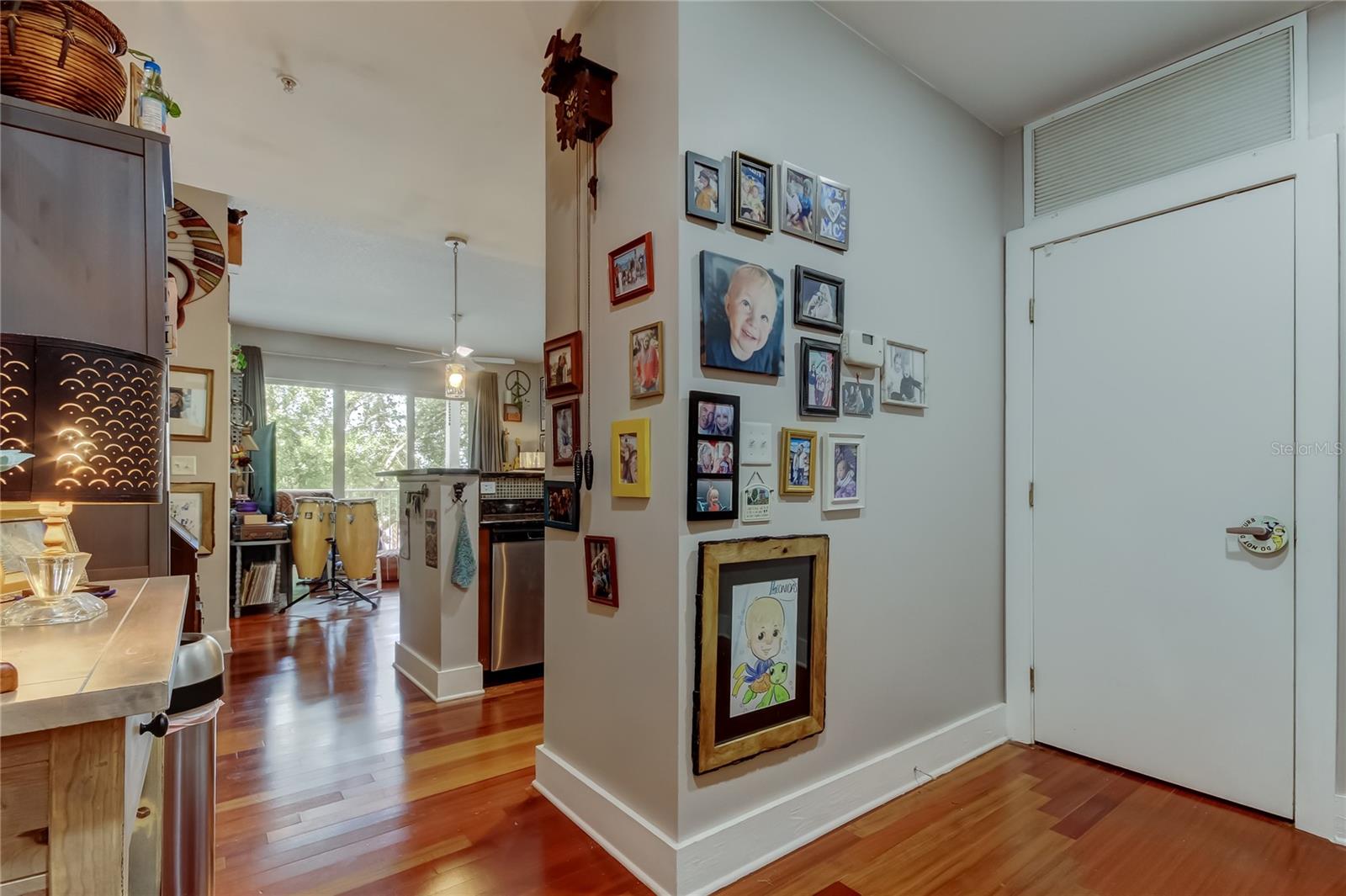 Image 4 of 31 For 1501 Doyle Carlton Drive 204