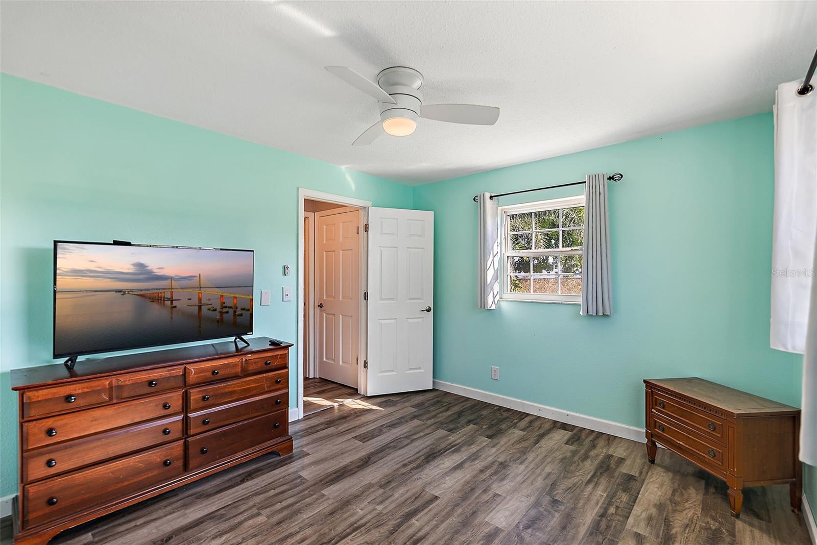 Image 27 of 40 For 13119 111th Lane