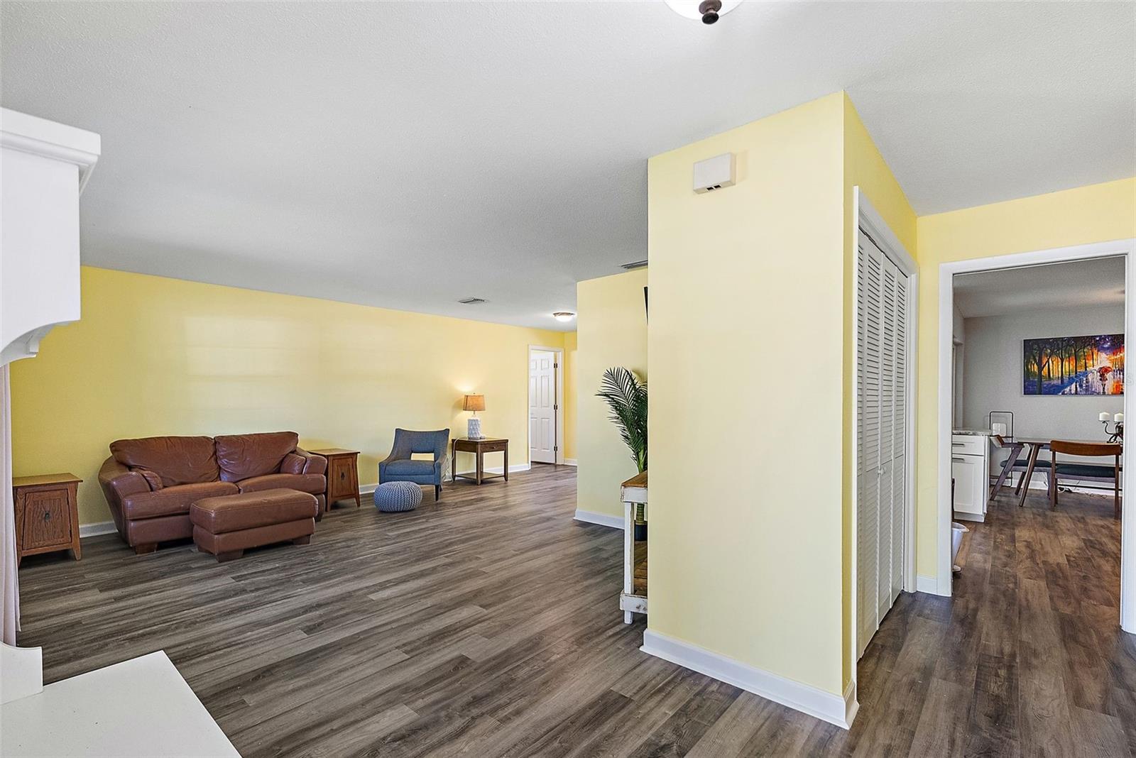 Image 3 of 40 For 13119 111th Lane