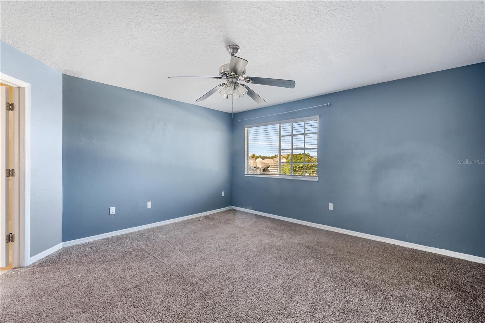 Image 17 of 28 For 27700 Breakers Drive