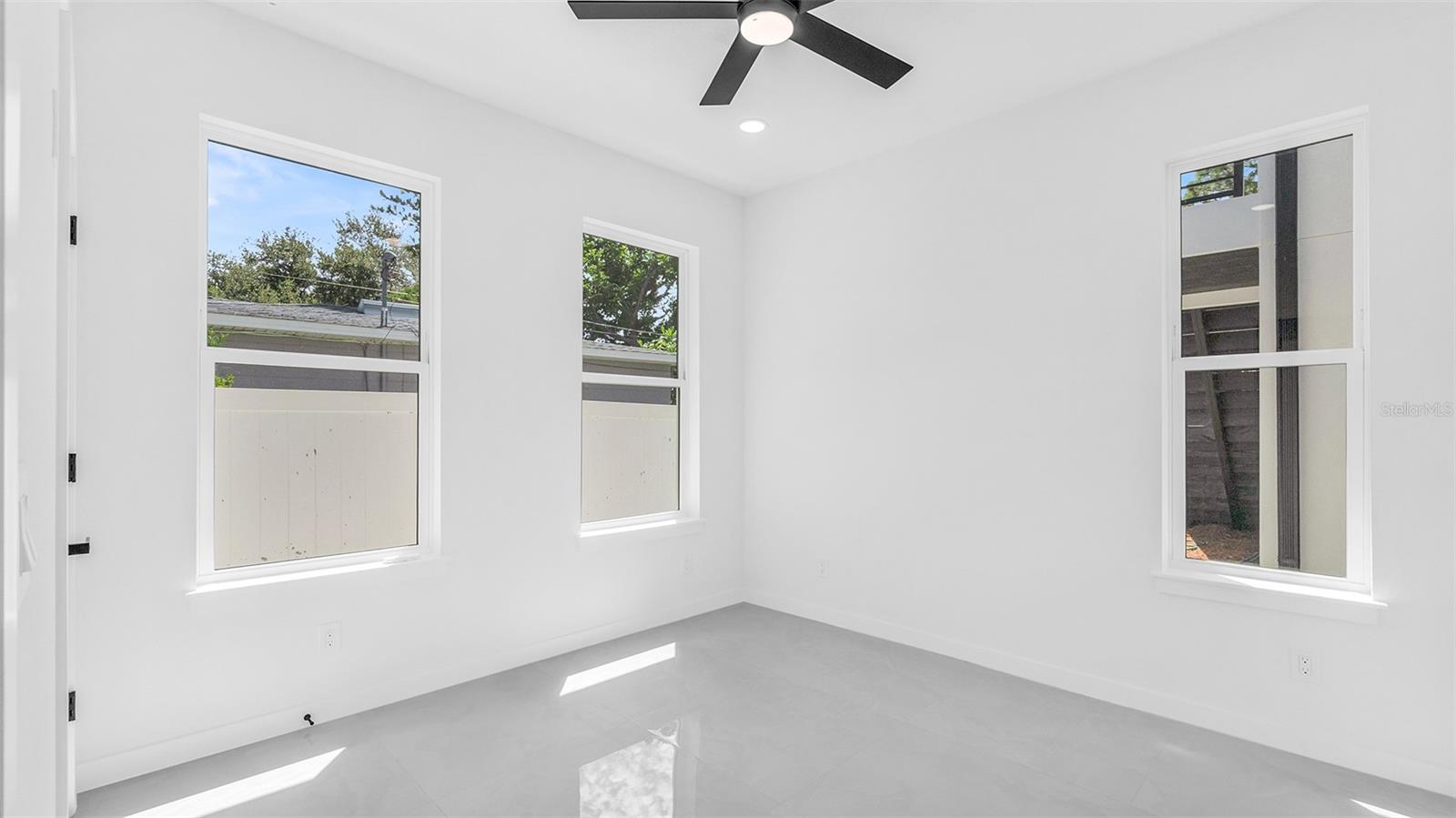 Image 10 of 48 For 4808-4810 22nd Avenue N