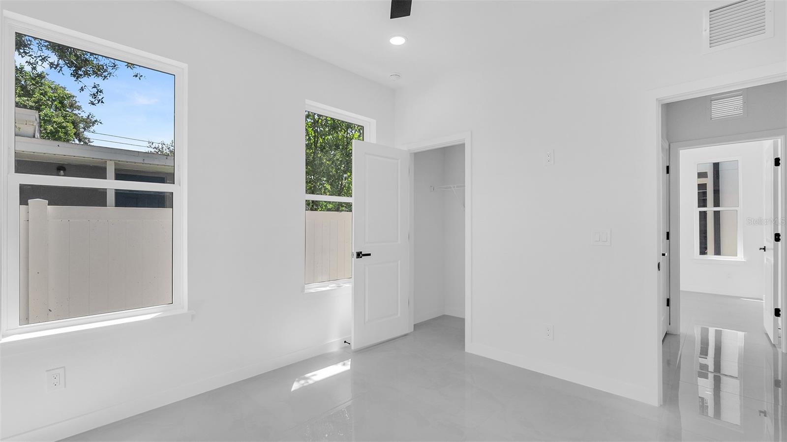 Image 11 of 48 For 4808-4810 22nd Avenue N